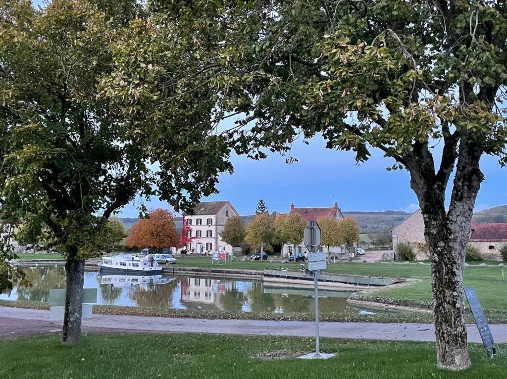 La Maison Du Canal Clamerey Екстер'єр фото